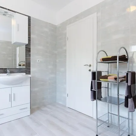 Appartement Dajana *