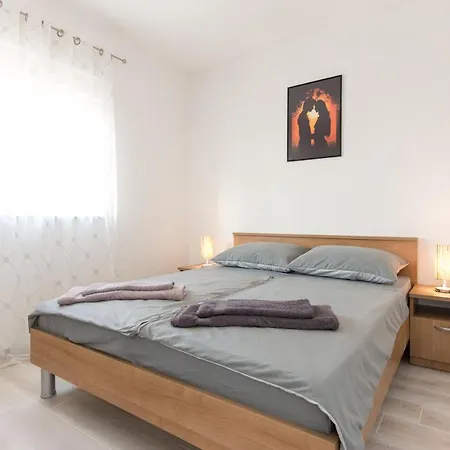 Appartement Dajana Pinezići